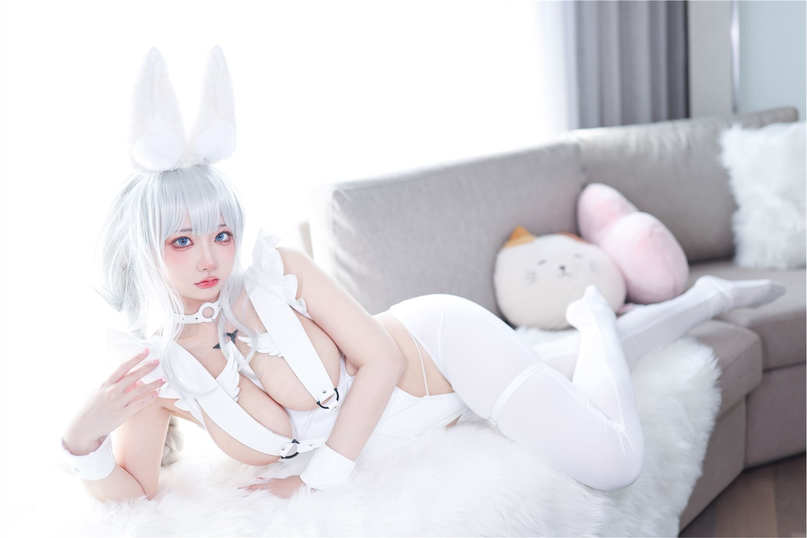 Wendydydy_ Soy Sauce - Poisonous and Lazy White Rabbit(13)